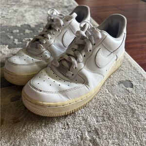 Nike Air Force 1 (Size 8)